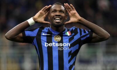 El francés Marcus Thuram, con su primer triplete con la camiseta del Inter, durante el partido que han jugado FC Inter y Torino FC en el Giuseppe Meazza stadium de Milan, Italia. EFE/EPA/MATTEO BAZZI