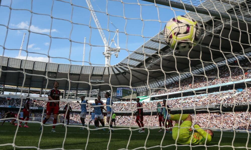 El jugador del City Mateo Kovacic logra el 1-1 durante el partido de la Premier League que han jugado Manchester City y Fulham FC en Manchester, Reino Unido. EFE/EPA/ADAM VAUGHAN