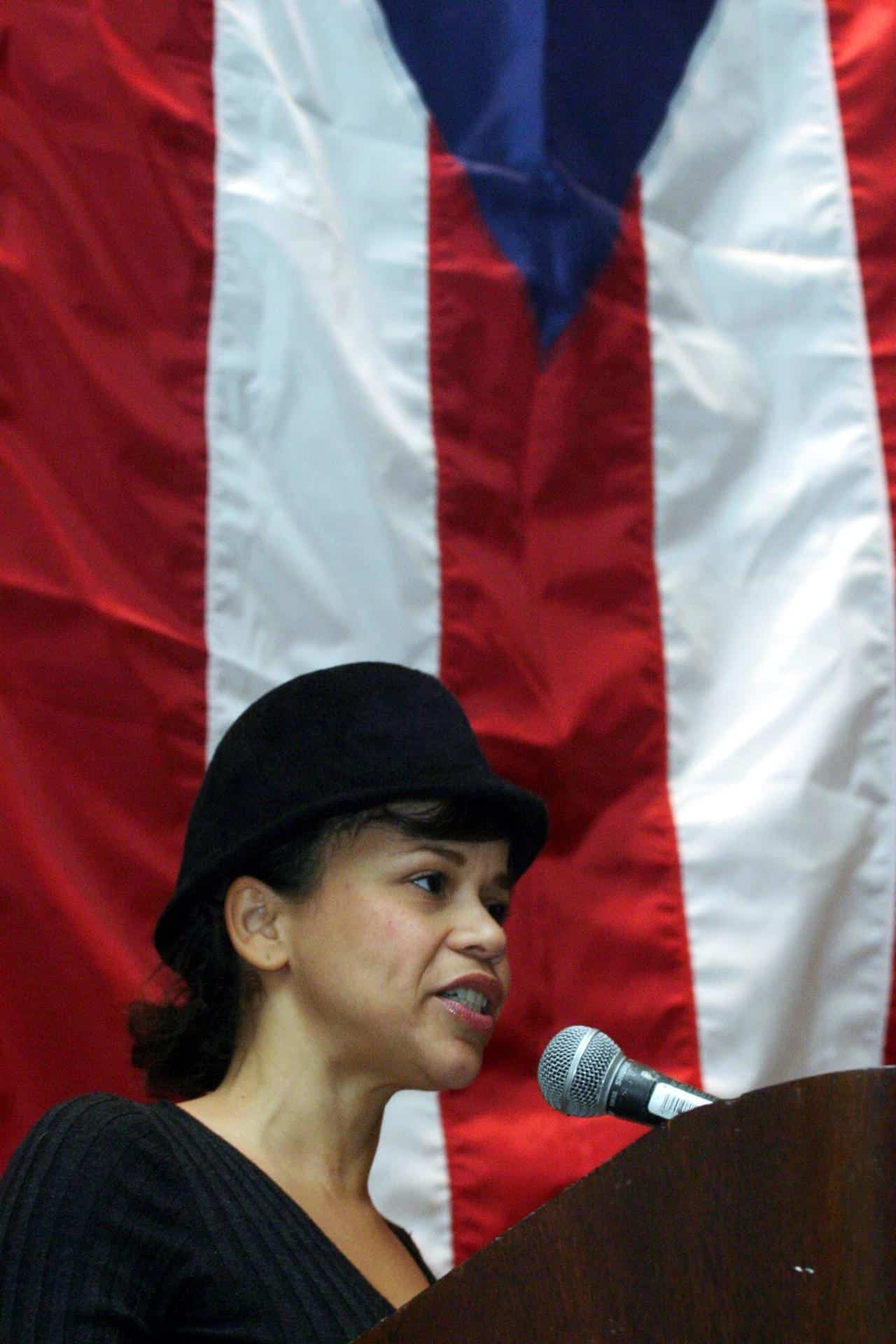 Imagen de archivo de la actriz puertorriqueña Rossie Pérez durante el homenaje que el Comité Noviembre realizó al abogado y activista puertorriqueño Richie Pérez, durante el mes de la herencia puertorriqueña. EFE/Miguel Rajmil