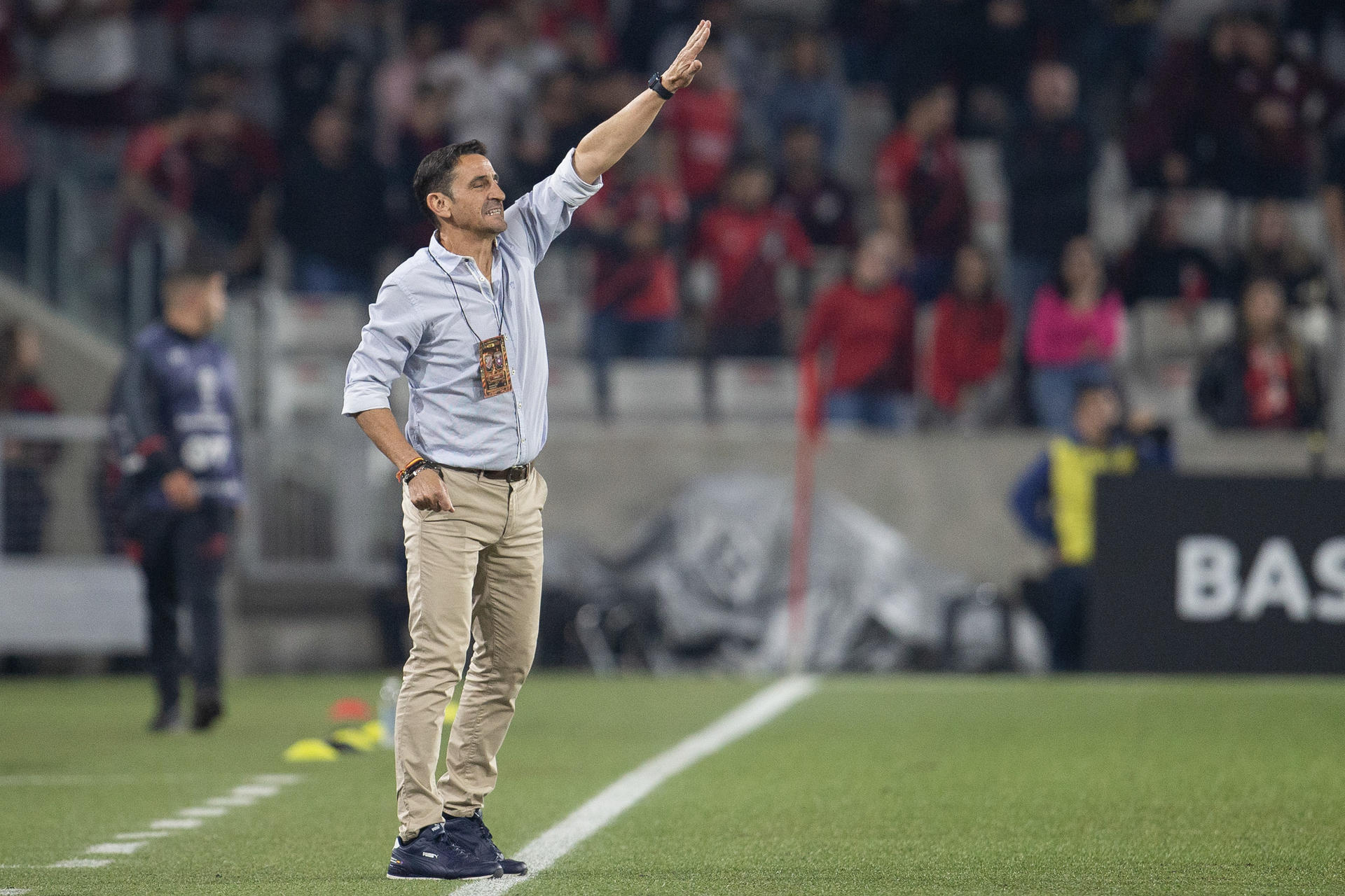 El entrenador español Manolo Jiménez fue despedido de Cerro Porteño. EFE/ Hedeson Alves