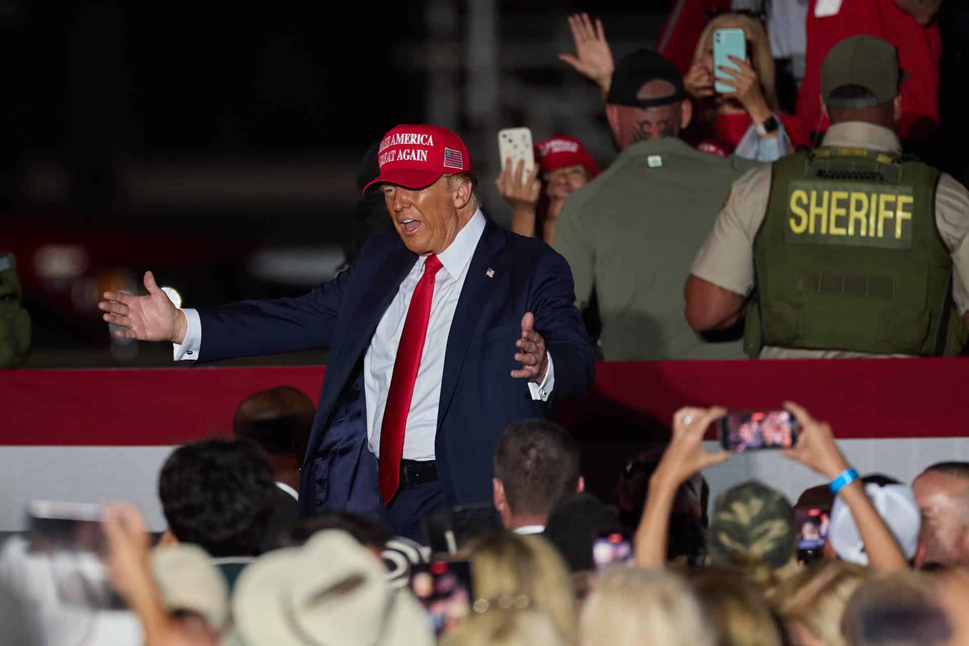 Fotografía de archivo del expresidente y candidato republicano a la presidencia de EE.UU., Donald Trump. EFE/EPA/ALLISON DINNER