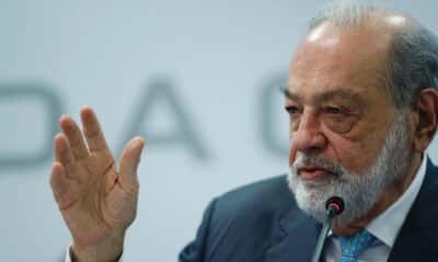 El magnate mexicano Carlos Slim, habla durante una rueda de prensa en Ciudad de México (México). Archivo. EFE/Sáshenka Gutiérrez