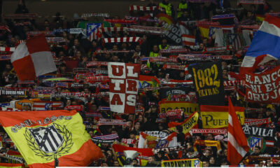 Aficionados atléticos en el fondo sur del Metropolitano, en una foto de archivo. EFE/Juanjo Martín