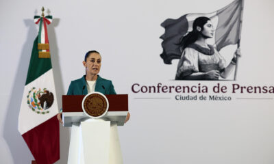 La presidenta de México, Claudia Sheinbaum, habla este lunes durante su conferencia de prensa matutina en Palacio Nacional de la Ciudad de México (México). EFE/ José Méndez