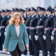 La primera ministra italiana, Giorgia Meloni, durante la reunión de este lunes en Roma con el emir de Catar, Tamim bin Hamad al Thani, con quien abordó la guerra de Gaza -en la que Doha es principal mediador- y el llamado plan Mattei, el proyecto de la líder ultraderechista para invertir en África con metas como limitar la migración a Europa. EFE/Palazzo Chigi SOLO USO EDITOYIAL/SOLO DISPONIBLE PARA ILUSTRAR LA NOTICIA QUE ACOMPAÑA (CRÉDITO OBLIGATORIO)