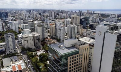 Fotografía aérea que muestra el llamado Polígono Central en Santo Domingo (República Dominicana). EFE/ Orlando Barría