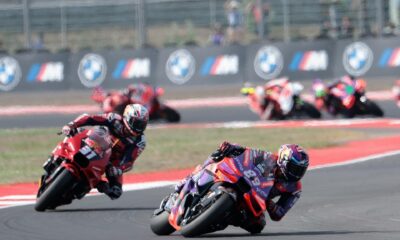 El piloto español de Prima Pramac Jorge Martín (d) en una imagen de archivo de esta temporada. EFE/EPA/ADI WEDA