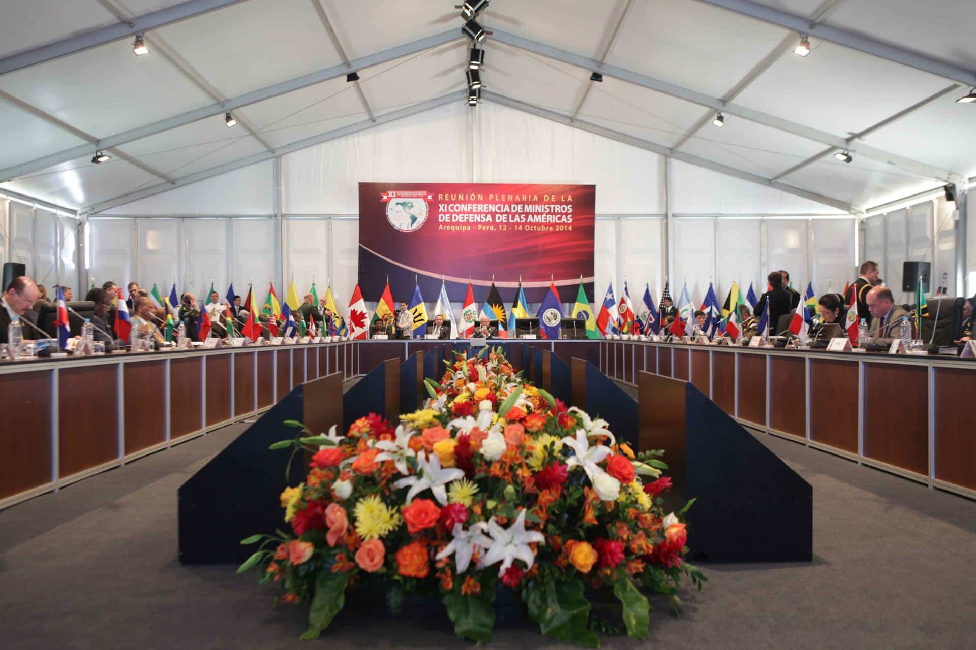 Fotografía de archivo de una vista general de la XI Conferencia de Ministros de Defensa de las Américas (CMDA) que se celebró en años anteriores en Arequipa. EFE/Paolo Aguilar