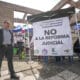 Imagen de archivo en donde se observa a jueces y trabajadores del Poder Judicial durante un paro en contra de la reforma judicial en la Ciudad de México (México). EFE/ Isaac Esquivel