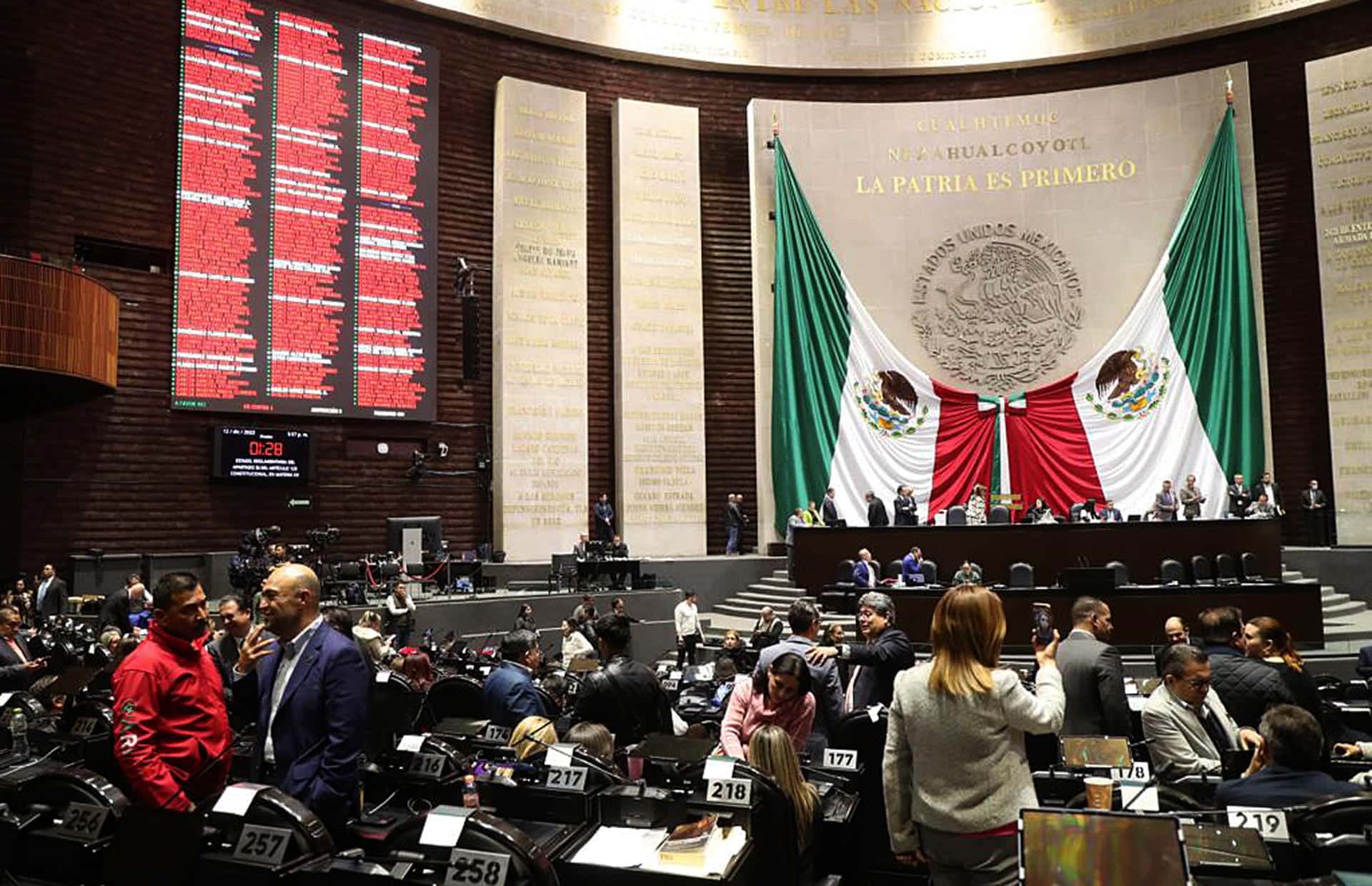 Imagen de archivo de una vista general del recinto de la Cámara de Diputados en Ciudad de México (México). EFE/ Madla Hartz