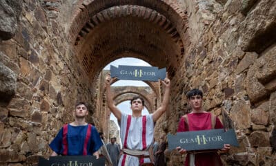 Algunos de los monumentos romanos de Mérida, como el Teatro, el Anfiteatro o el Templo de Diana, ha sido testigos este martes de una acción promocional de la película ´Gladiator II´, organizada por la productora Paramount y en las que varios destacados influencer se han podido sumergir en lo que era Emérita Augusta. EFE/ Jero Morales