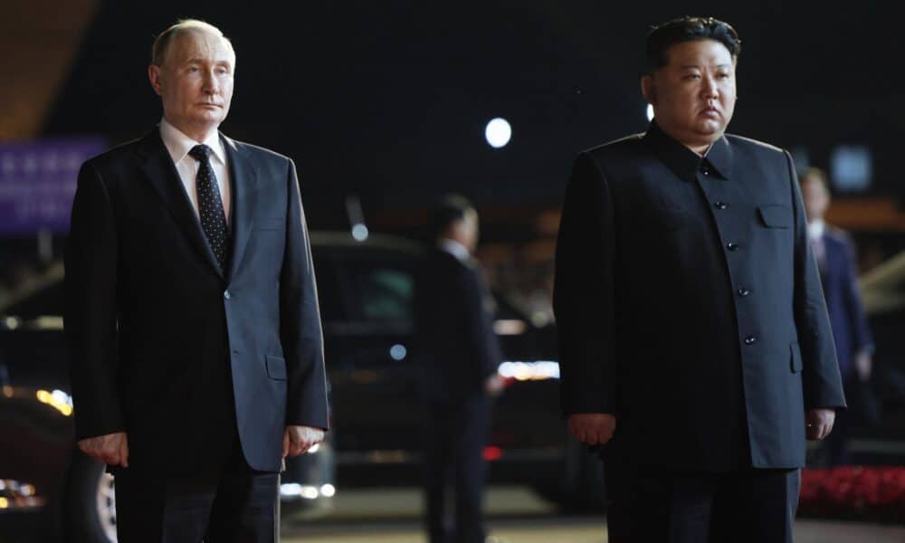 Fotografía de archivo que muestra un momento de la visita que hizo en junio de 2024 a Pyongyang el presidente ruso, Vladímir Putin, quien se reunió con el líder norcoreano, Kim Jong-un. EFE/EPA/GAVRIIL GRIGOROV / SPUTNIK / KREMLIN POOL MANDATORY CREDIT