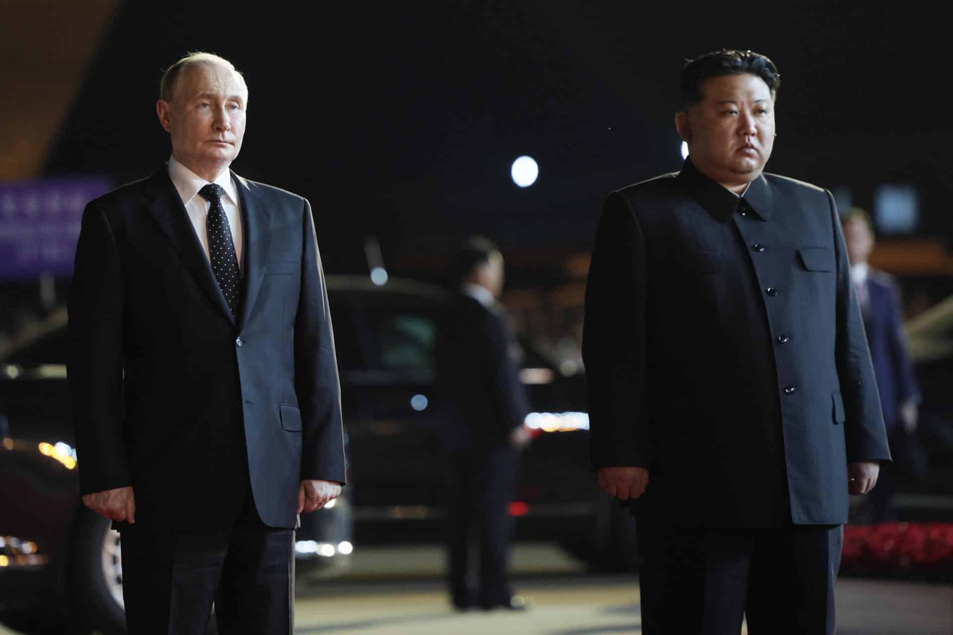 Fotografía de archivo que muestra un momento de la visita que hizo en junio de 2024 a Pyongyang el presidente ruso, Vladímir Putin, quien se reunió con el líder norcoreano, Kim Jong-un. EFE/EPA/GAVRIIL GRIGOROV / SPUTNIK / KREMLIN POOL MANDATORY CREDIT