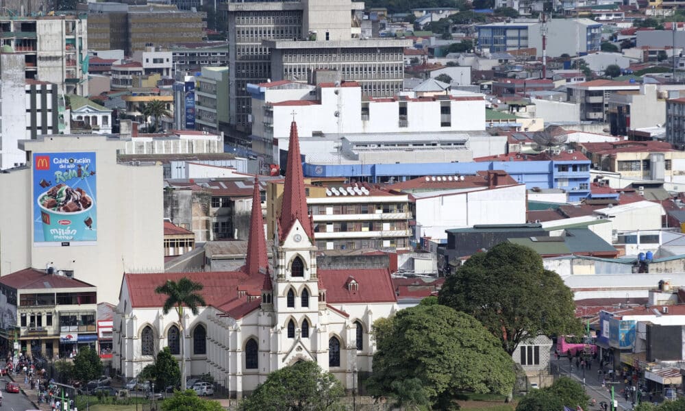 Fotografía de archivo en donde se ve una panorámica de San José, Costa Rica. EFE/Jeffrey Arguedas