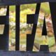 El logo de la FIFA en su sede en Suiza, en una foto de archivo. EPA/STEFFEN SCHMIDT