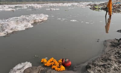 Vista del río Yamuna, uno de los más contaminados del mundo, a pocos kilómetros del centro de Nueva Delhi, el 22 de octubre de 2024. EFE/ Juan Verano