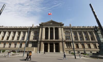 Fotografía del Palacio de Tribunales de Justicia en Santiago (Chile). EFE/ Elvis González