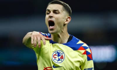 Álvaro Fidalgo del América reacciona durante un juego en el estadio Azteca de la Ciudad de México (México). Archivo. EFE/ Sáshenka Gutiérrez