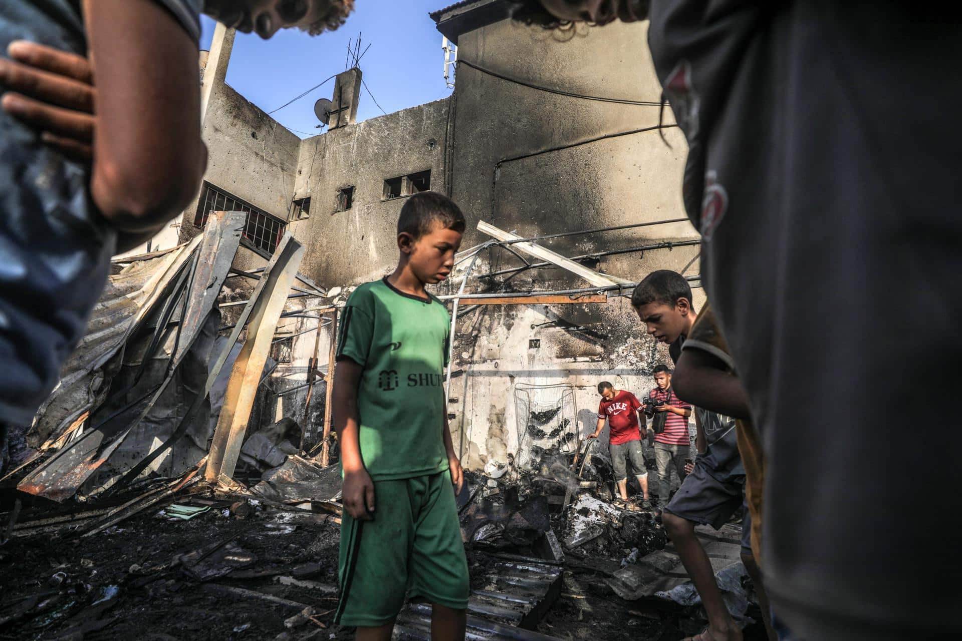 Ataque israelí el 14 de octubre de 2024 en Deir Al Balah, en Gaza. EFE/EPA/MOHAMMED SABER