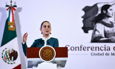 La presidenta de México, Claudia Sheinbaum, habla durante una conferencia de prensa este jueves, ofrecida en Palacio Nacional de la Ciudad de México (México). EFE/ Sáshenka Gutiérrez