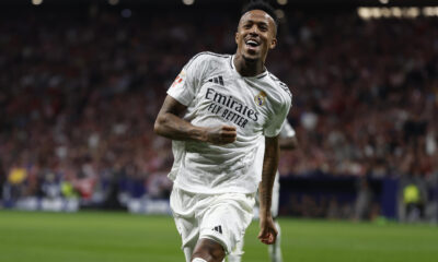 El defensa del Real Madrid Éder Militao celebra tras marcar ante el Atlético, en una foto de archivo. EFE/JJ Guillén