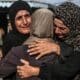 Funeral de palestinos muertos por un ataque israelí en el centro de Gaza el 6 de octubre de 2024. EFE/EPA/MOHAMMED SABER