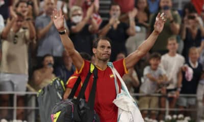 El español Rafa Nadal, tras perder junto a Carlos Alcaraz ante los estadounidenses Austin Krajicek y Rajee Ram en los cuartos de final de dobles masculinos de tenis de los Juegos Olímpicos de París 2024. Su último partido como jugador profesional, EFE/ Juanjo Martín