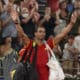 El español Rafa Nadal, tras perder junto a Carlos Alcaraz ante los estadounidenses Austin Krajicek y Rajee Ram en los cuartos de final de dobles masculinos de tenis de los Juegos Olímpicos de París 2024. Su último partido como jugador profesional, EFE/ Juanjo Martín