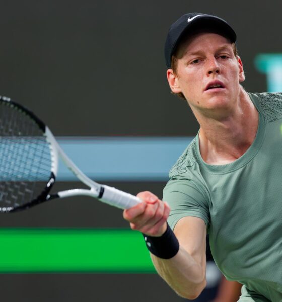 Jannik Sinner durante su partido del Masters 1.000 de Shanghái ante el japonés Taro Daniel. EFE/EPA/ALEX PLAVEVSKI