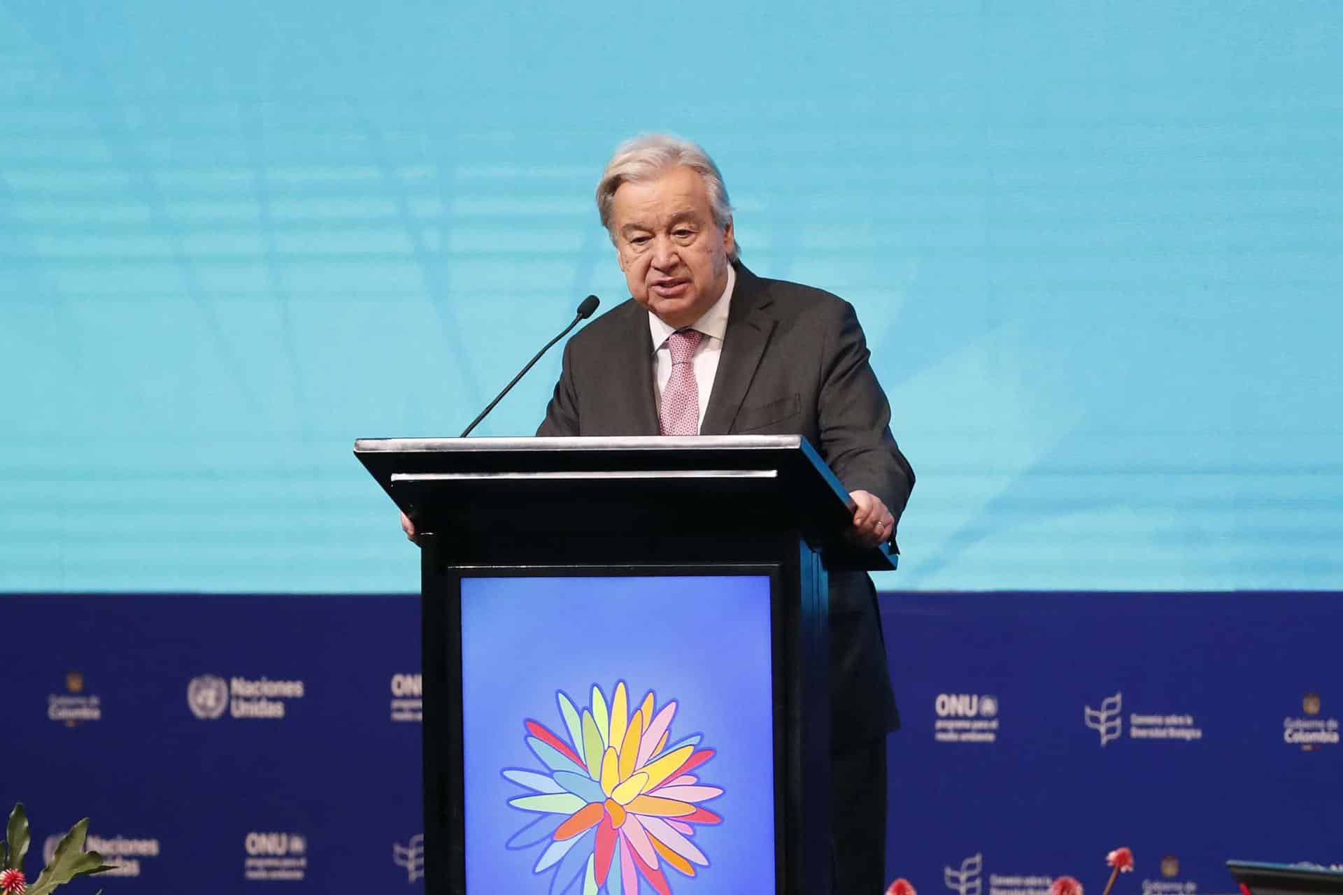 El secretario general de Naciones Unidas, António Guterres, pronuncia su discurso en el segmento de alto nivel de la Conferencia de la ONU sobre Biodiversidad Biológica (COP16) este martes, en Cali (Colombia). EFE/ Ernesto Guzmán Jr.