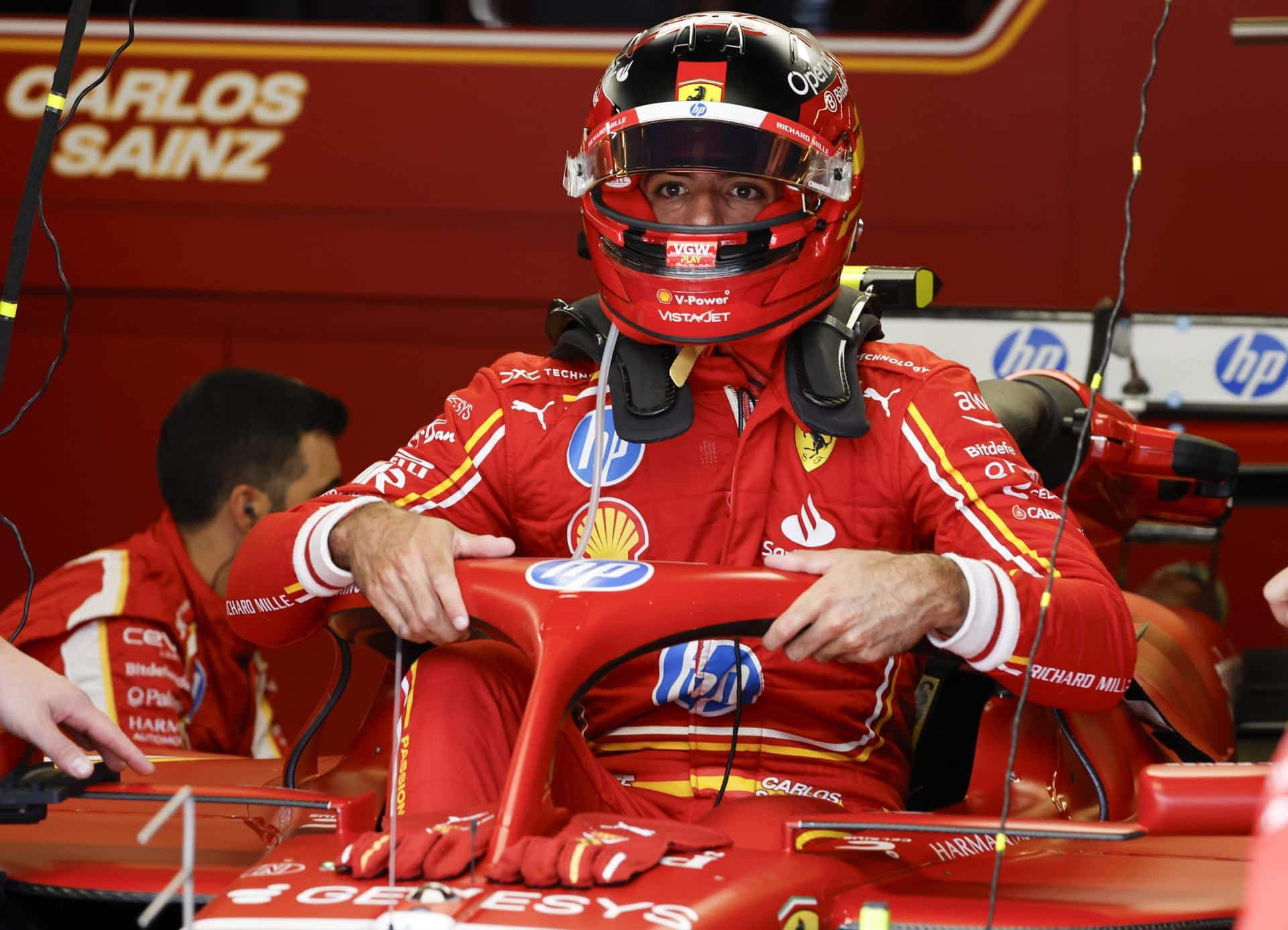 El piloto español de Ferrari Carlos Sainz, durante el Gran Premio de Estados Unidos de F1. EFE/EPA/JOHN MABANGLO