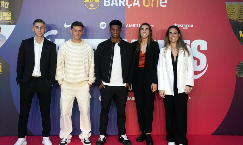 Fermín López, Gavi, Alejandro Balde, Patri Guijarro y Cata Coll, este jueves en Barcelona. EFE/Enric Fontcuberta