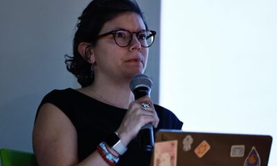 La oficial del programa de Verdad y Memoria de Articulo 19, María de Vecchi, habla durante la presentación del informe "Verdades Innegables", este jueves en la Ciudad de México (México). EFE/Sáshenka Gutiérrez