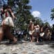 Indígenas de la Amazonia colombiana hacen una danza tradicional en la inauguración de la Zona Verde de la COP16, este lunes, en Cali (Colombia). EFE/ Ernesto Guzmán