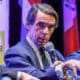 El exjefe de Gobierno español, José María Aznar, habla durante el IX Diálogo Presidencial sobre el tema 'Democracia de ciudadanos y migraciones' este jueves en Wolfson del Miami Dade College (MDC) en Miami (Estados Unidos). EFE/ Giorgio Viera