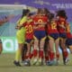 Jugadoras de España celebra al final de un partido del grupo B de la Copa Mundial Femenina sub-17 entre las selecciones de España y Corea del Sur en el estadio de Olímpico Félix Sánchez en Santo Domingo (República Dominicana). EFE/ Orlando Barría