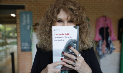 La nicaragüense Gioconda Belli presenta en rueda de prensa su nueva novela 'Un silencio lleno de murmullos', en Madrid. EFE/ Zipi Aragon