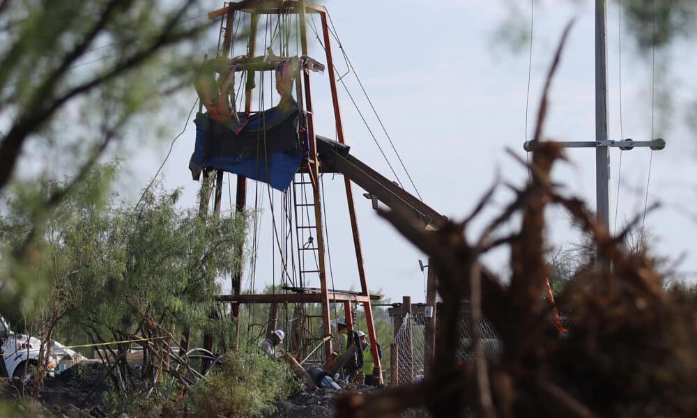 Imagen de archivo de trabajadores mineros en Zacatecas, México. EFE/Antonio Ojeda