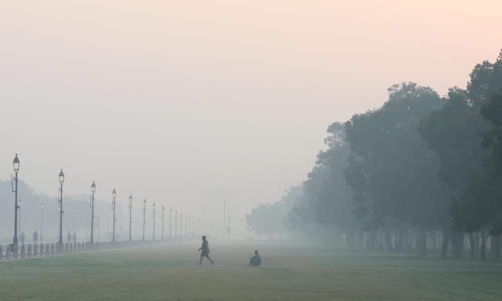 Imagen de contaminación en Nueva Delhi (India). EFE/EPA/RAJAT GUPTA