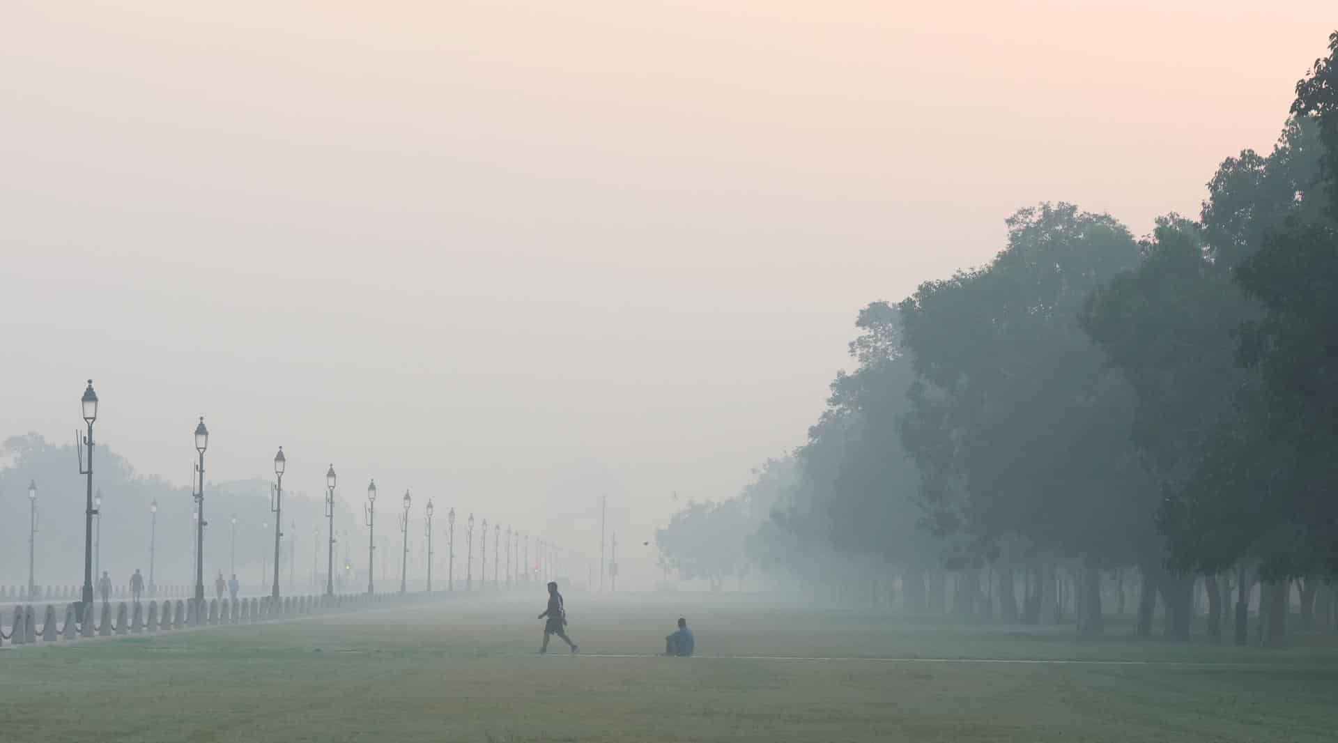 Imagen de contaminación en Nueva Delhi (India). EFE/EPA/RAJAT GUPTA