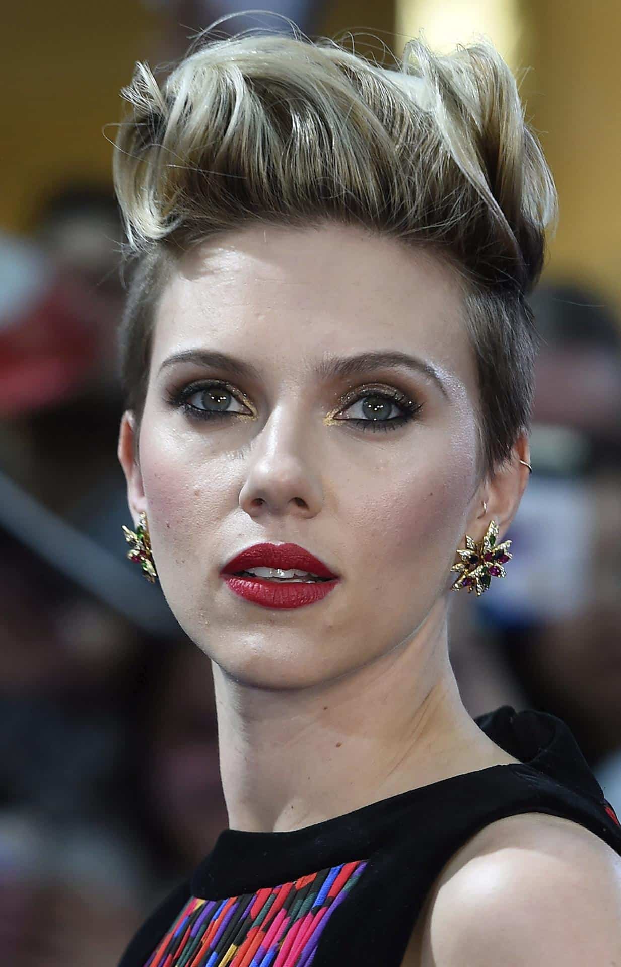 La actriz Scarlett Johanson posa en 2015 a su llegada al prestreno de 'Los Vengadores: la era de Ultrón', en Londres. EFE/Facundo Arrizabalaga/Archivo.