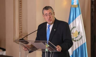 Bernardo Arévalo de León, presidente de Guatemala, habla durante un acto en Ciudad de Guatemala (Guatemala). EFE/ Mariano Macz