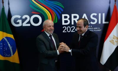 Los presidentes de Brasil, Luiz Inácio Lula da Silva, (I) y Egipto, Abdelfatah al Sisi, en la cumbre del G20, el 17 de noviembre de 2024. EFE/ Sebastiao Moreira