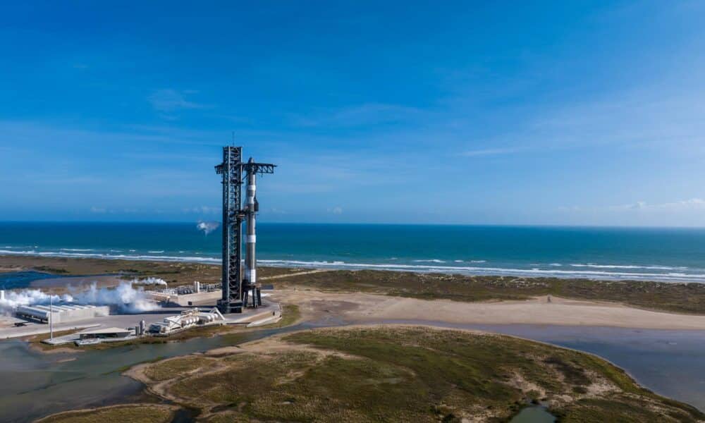 Fotografía cedida por SpaceX donde se muestra el cohete Starship durante las pruebas de carga de propulsor y comprobaciones previas al vuelo, el 17 de noviembre de 2024 en Starbase, Boca Chica (Estados Unidos). EFE/ Spacex / SOLO USO EDITORIAL/ SOLO DISPONIBLE PARA ILUSTRAR LA NOTICIA QUE ACOMPAÑA (CRÉDITO OBLIGATORIO)