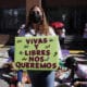 Fotografía de archivo de colectivos de mujeres realizan un plantón en el Día Internacional de la Eliminación de la Violencia contra la Mujer, en Tegucigalpa. EFE/Gustavo Amador