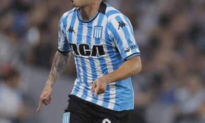 Foto de archivo del creativo colombiano Juan Fernando Quintero, una de las figuras más emblemáticas de Racing Club, que este sábado juega en Asunción la final de la Copa Sudamericana contra Cruzeiro. EFE/ Juan Ignacio Roncoroni