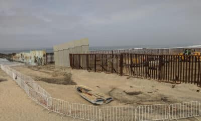 Imagen de archivo de los trabajos del muro fronterizo en las playas de Tijuana, Baja California (México). EFE/Joebeth Terríquez