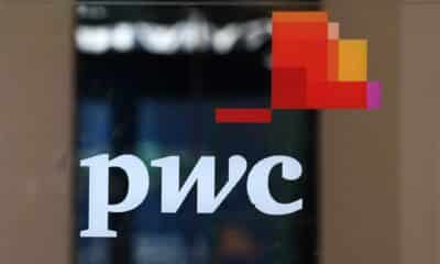 Fotografía de archivo del logo de la consultora Pricewaterhouse Coopers (PWC).
EPA/ANDY RAIN