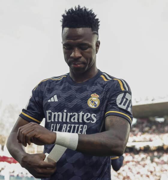 El delantero brasileño del Real Madrid Vinícius Júnior, durante un partido en el Estadio Vallecas en Madrid, en una foto de archivo. EFE/ Sergio Pérez