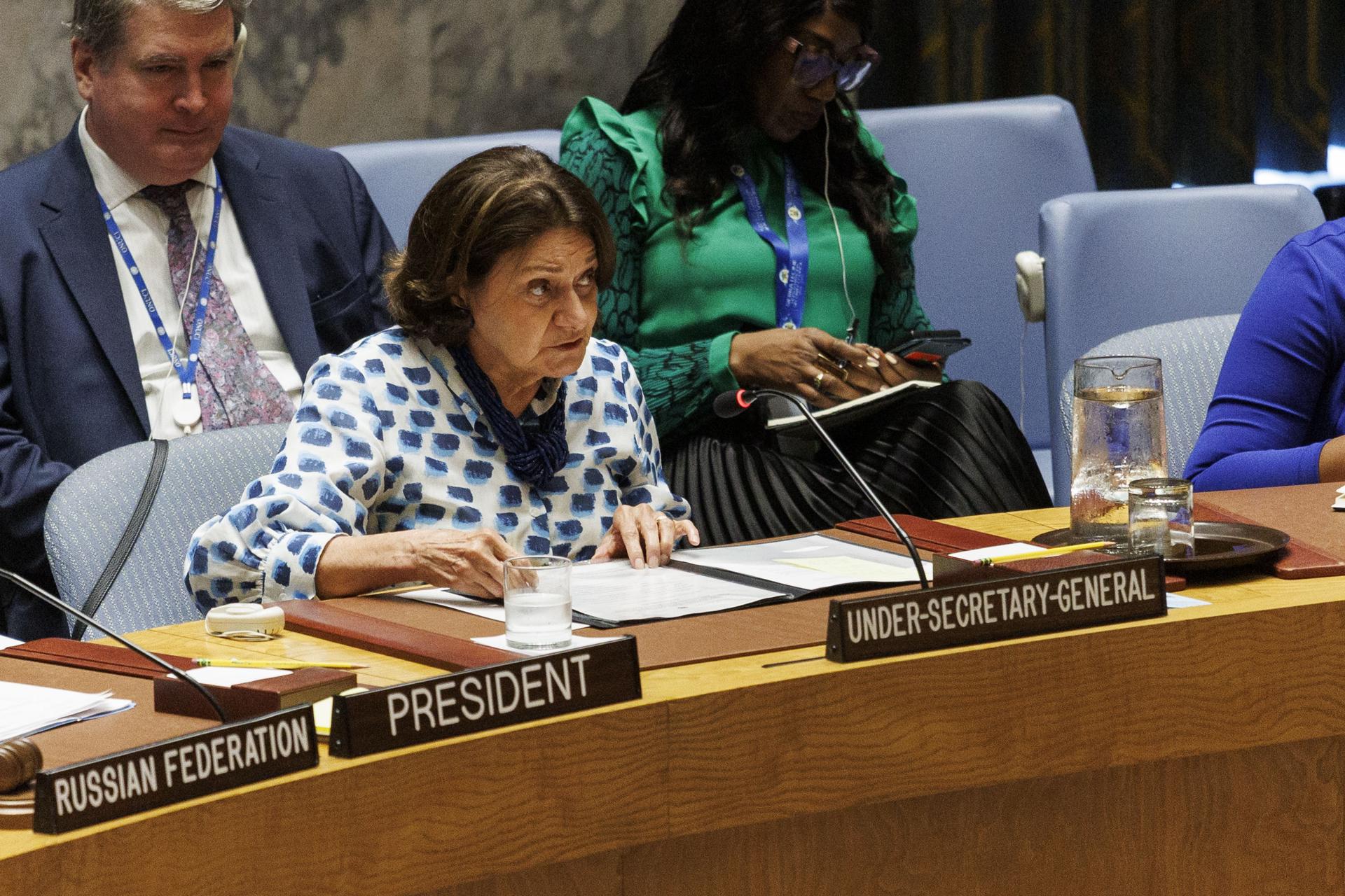 La subsecretaria general de la ONU para Asuntos Políticos, Rosemary DiCarlo, ante el Consejo de Seguridad. EFE/SARAH YENESEL